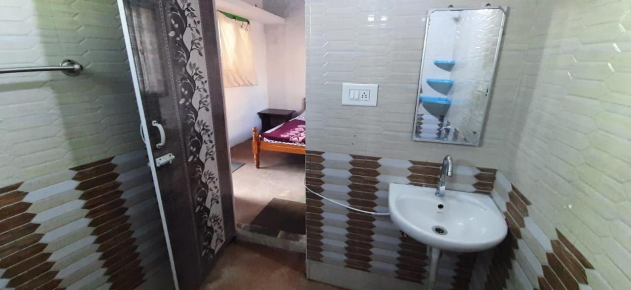 Auberge de jeunesse White House Anandagiri à Tamilnadu - Tamilnadu - Kodaikanal Extérieur photo