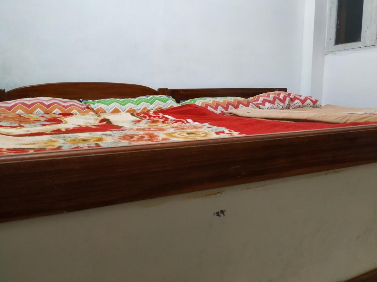 Auberge de jeunesse White House Anandagiri à Tamilnadu - Tamilnadu - Kodaikanal Extérieur photo