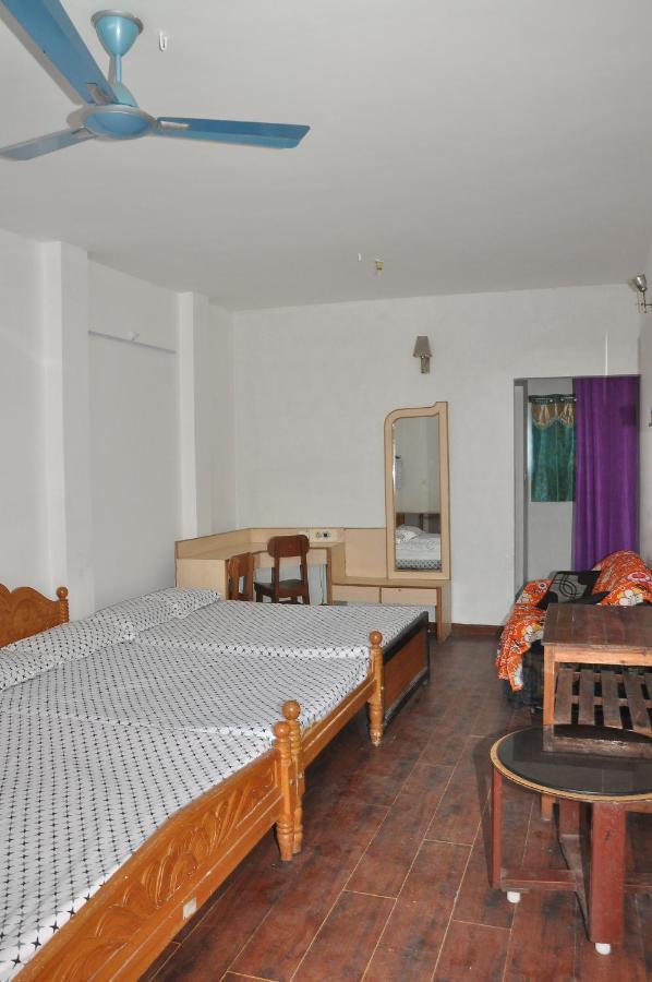 Auberge de jeunesse White House Anandagiri à Tamilnadu - Tamilnadu - Kodaikanal Extérieur photo